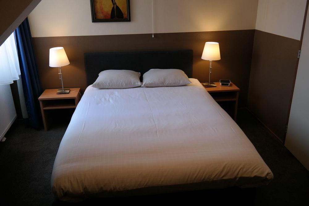 Het Hart Van Weesp Luaran gambar